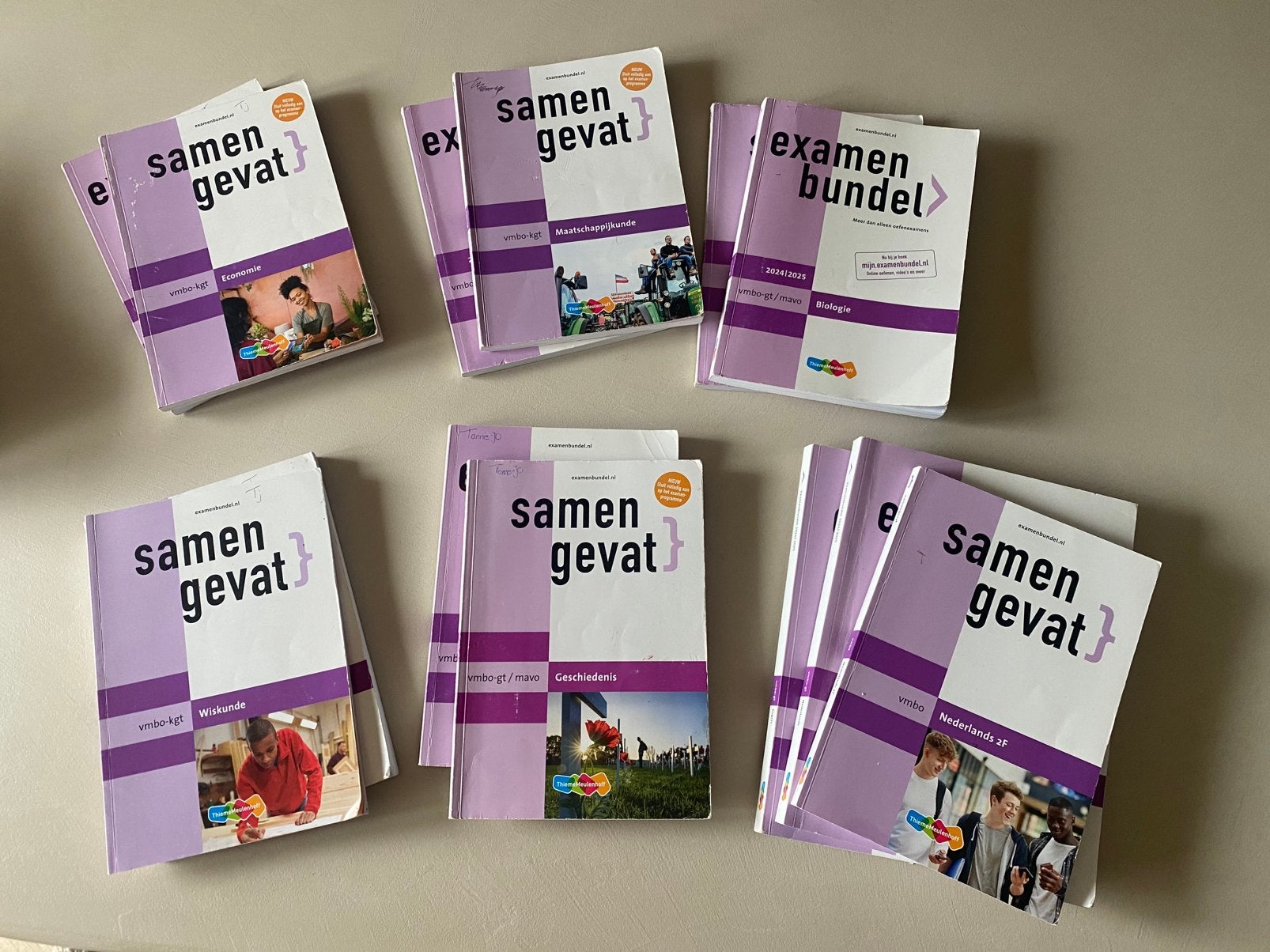 Examenbundels en Samengevat VMBO-(k)gt 2024-2025 div. vakken, Boeken, Ophalen, Gelezen, VMBO, Overige vakken