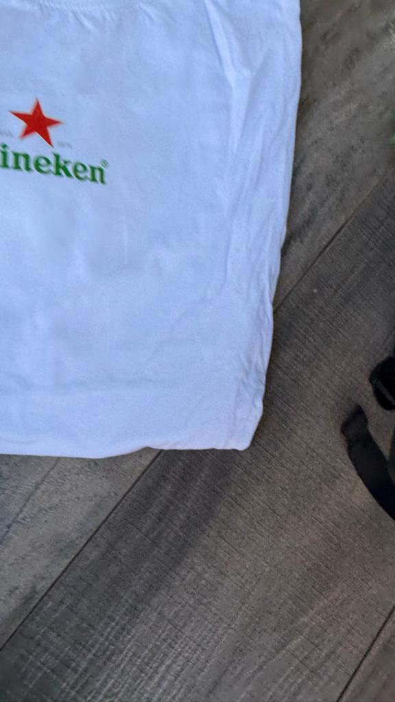 Heineken kleding/ tassen pakket (maar XL), Verzamelen, Biermerken, Ophalen of Verzenden, Kleding, Heineken