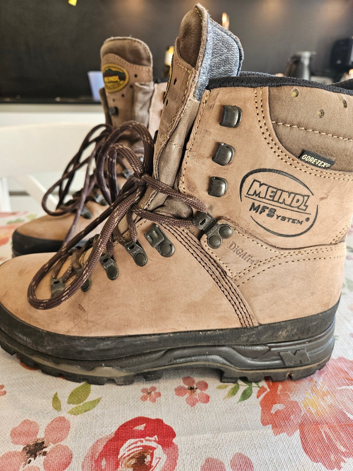 Meindl wandelschoenen maat 41, Ophalen of Verzenden, Zo goed als nieuw