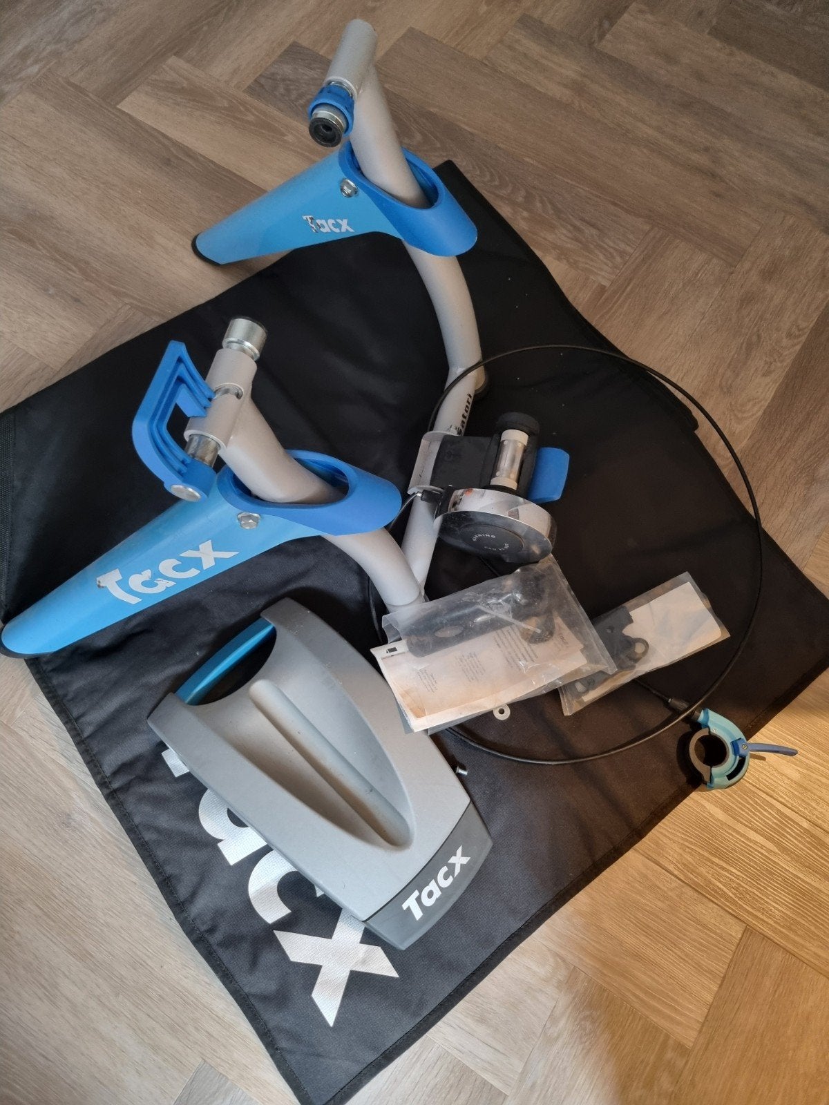 Tacx fietstrainer, Sport en Fitness, Fitnessapparatuur, Ophalen, Zo goed als nieuw