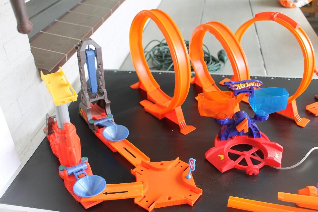 hotwheels racebaan assesoires, Kinderen en Baby's, Speelgoed | Racebanen, Gebruikt, Onderdelen, Ophalen of Verzenden, Hot Wheels