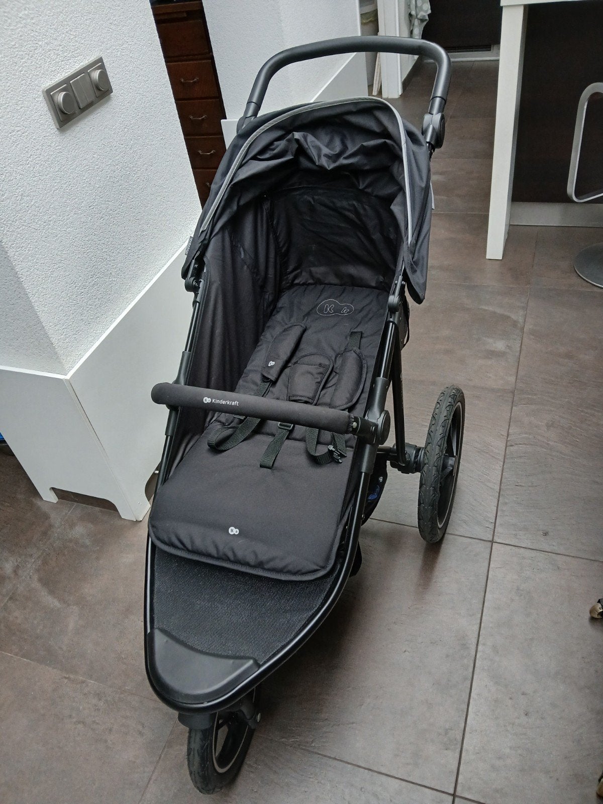 Kinderkraft Helsi driewieler kinderwagen, Ophalen, Zo goed als nieuw, Luchtbanden