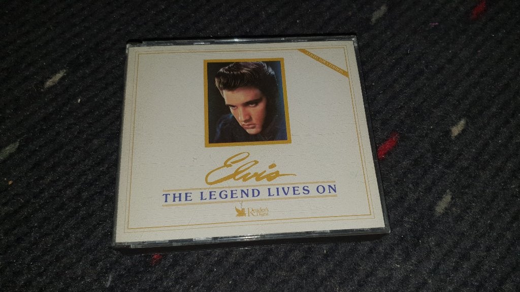 Elvis Presley - The Legend Lives On - 3x CD Readers Digest, Gebruikt, Pop, Ophalen of Verzenden, Verzamelalbum
