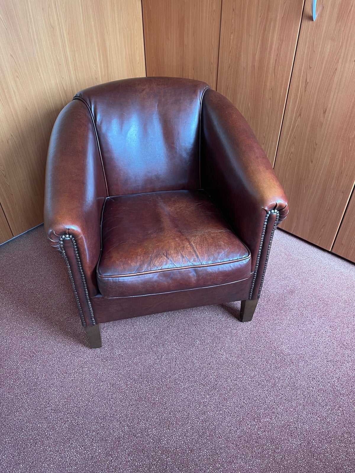Vintage schapen leder fauteuil, Ophalen, Zo goed als nieuw, 75 tot 100 cm, 50 tot 75 cm