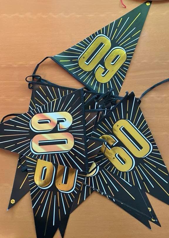 60 jaar - slinger, Ophalen of Verzenden, Zo goed als nieuw, Versiering, Verjaardag