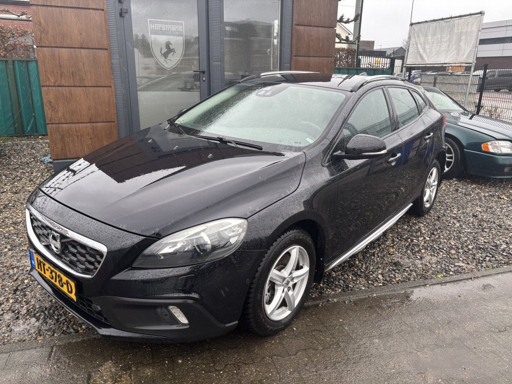 Volvo V40 Cross Country 1.6 T4 Summum (bj 2013), 4 cilinders, Zwart, Leder, Bedrijf