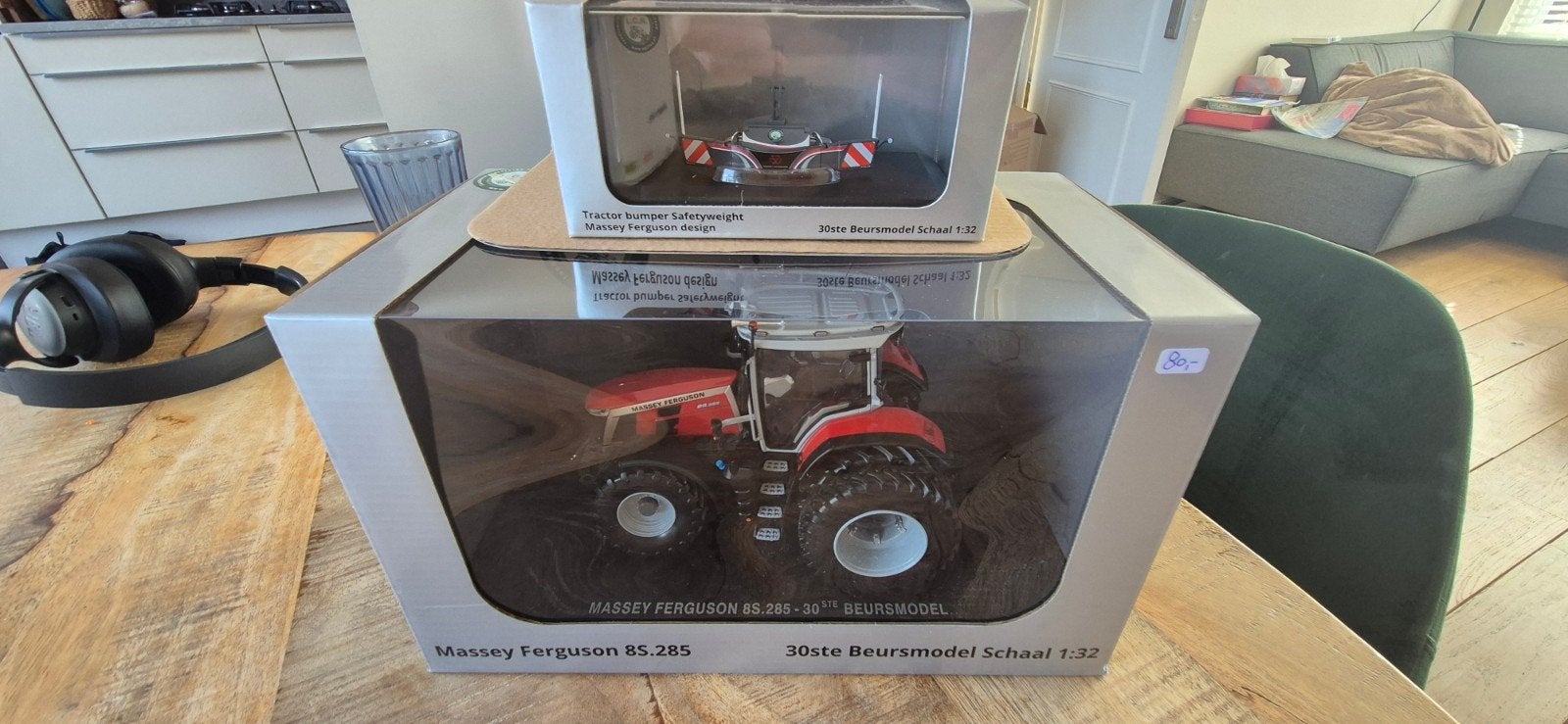 massey Ferguson 8S285 Lcn met bumper, Ophalen of Verzenden, Tractor of Landbouw, Universal Hobbies