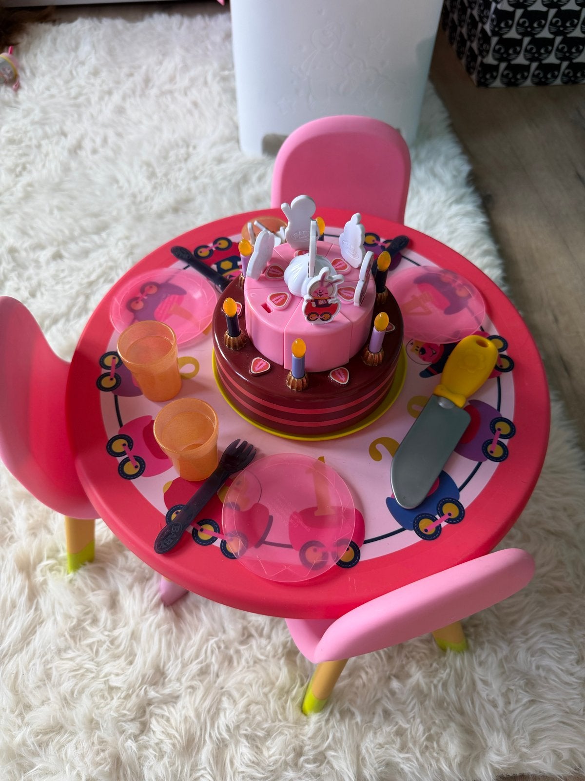 Baby Born Verjaardagstafel met stoeltjes en taart, Ophalen, Zo goed als nieuw, Meisje