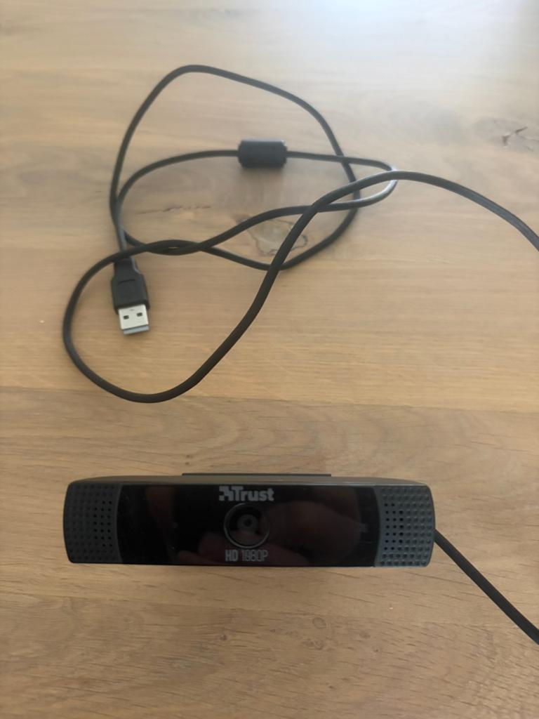 Trust HD 1080p camera met usb aansluiting, Ophalen of Verzenden, Zo goed als nieuw