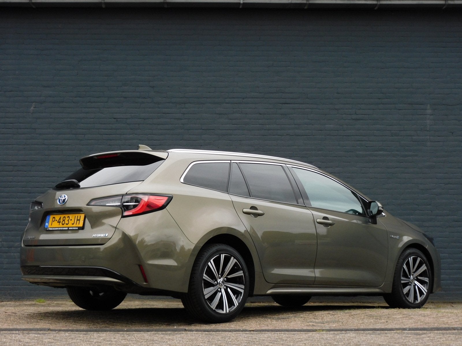 Toyota Corolla Touring Sports 1.8 Hybrid Dynamic TOPSTAAT! D, 1345 kg, 450 kg, Gebruikt, 4 cilinders