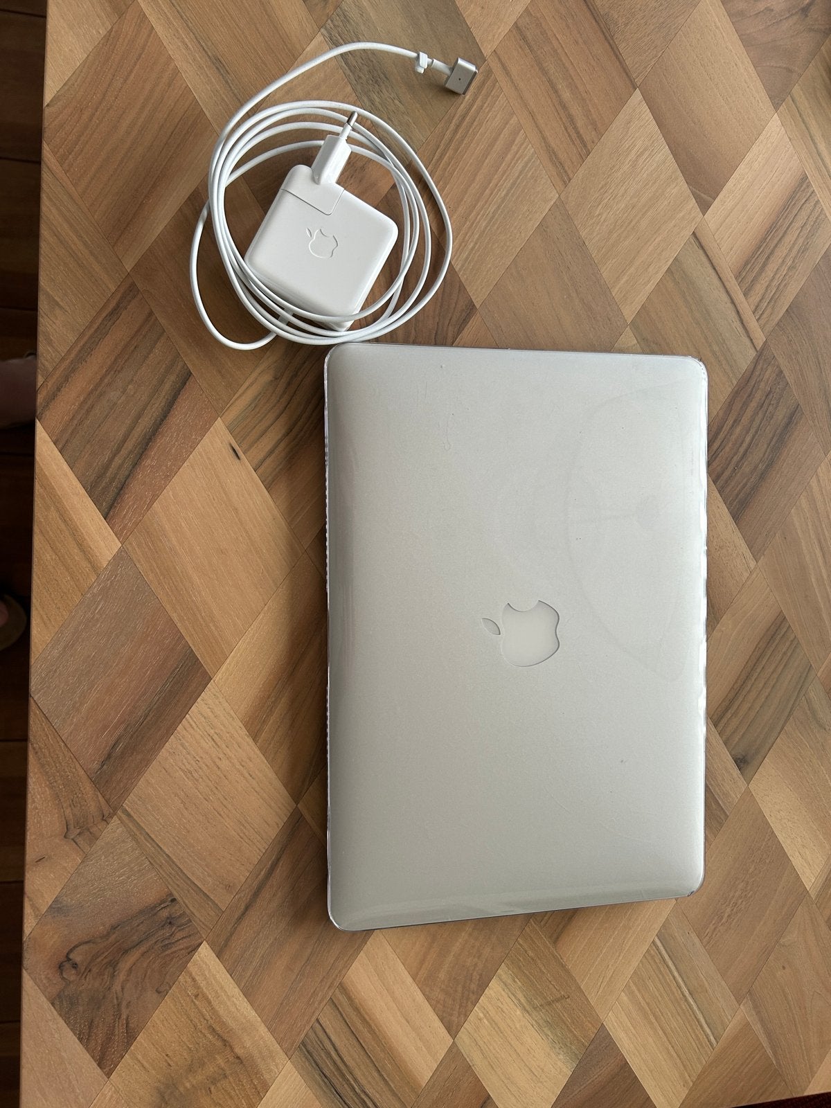 Apple MacBook Air 13" (2017), Computers en Software, Apple Macbooks, Gebruikt, MacBook Air, 13 inch, 2 tot 3 Ghz, 8 GB, Ophalen of Verzenden