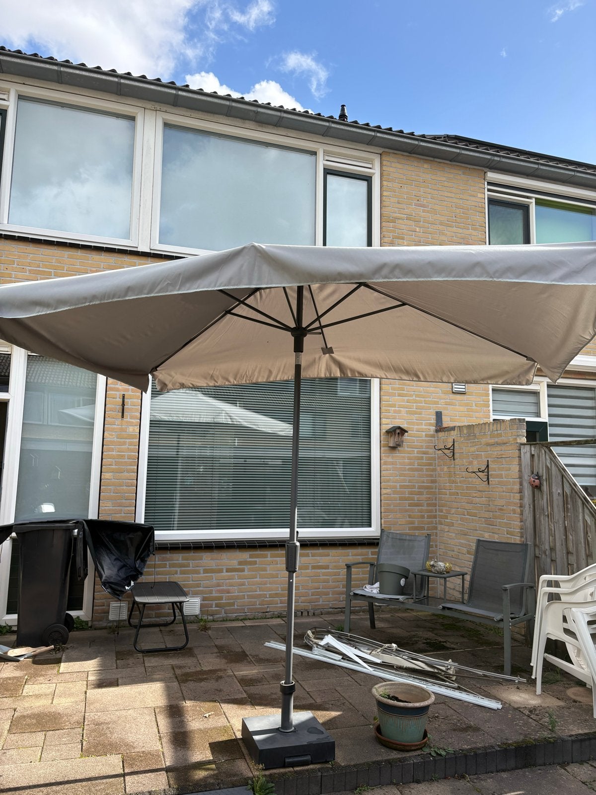 Madison Zweefparasol 2x3m met Aerocover hoes, Ophalen, Zo goed als nieuw, 2 tot 3 meter, Zweefparasol