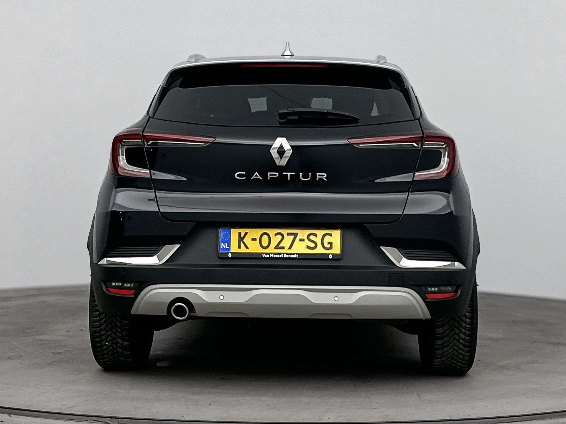 Renault Captur 1.3 TCe 140Pk Intens | Navigatie | Apple & An, Auto's, Gebruikt, 4 cilinders, Leder en Stof, Zwart