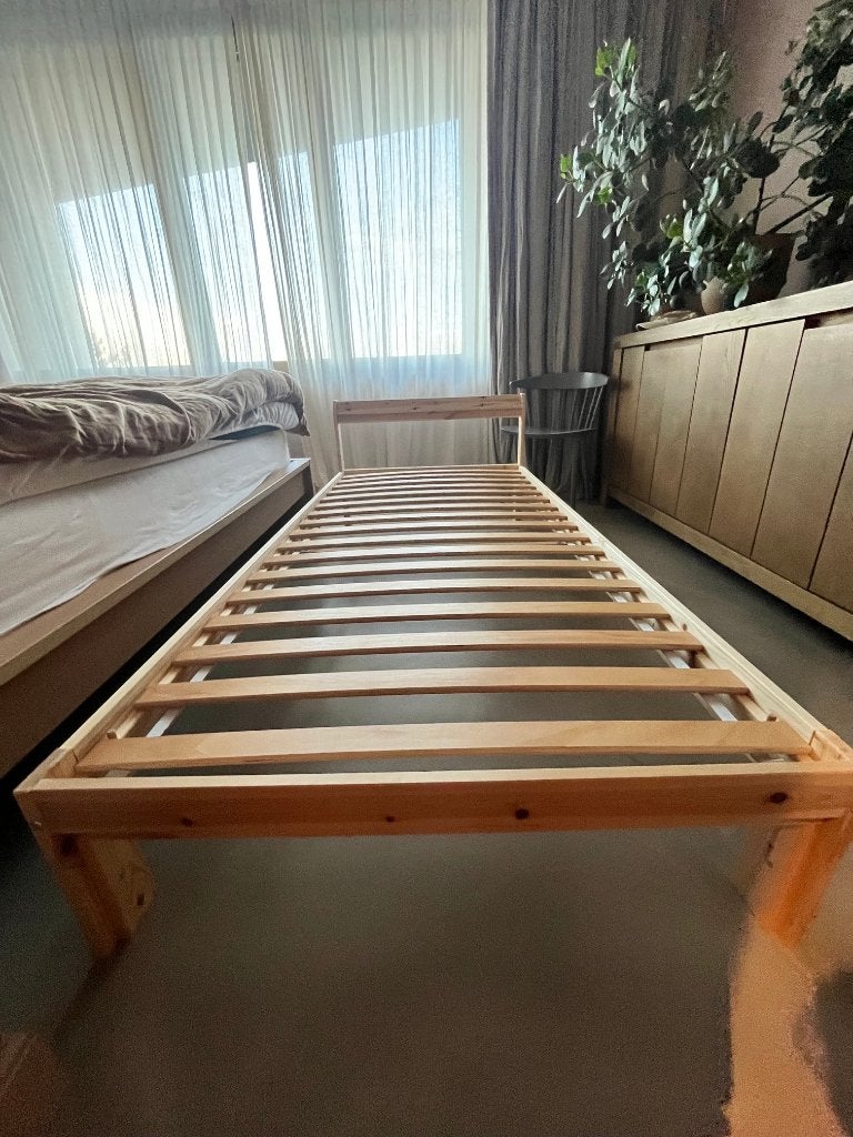 Ikea Neiden bedframe incl.Luroy lattenbodem Nooit gebruikt!, Ophalen, 90 cm, Eenpersoons, Zo goed als nieuw