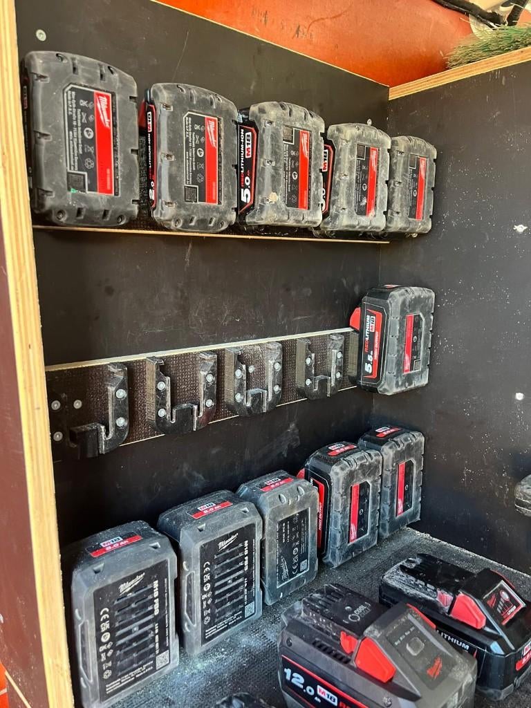Vormvast Accuhouder | Battery Mount v.a. € 3,- p.s., Doe-het-zelf en Verbouw, Overige Doe-het-zelf en Verbouw, Nieuw, Ophalen of Verzenden
