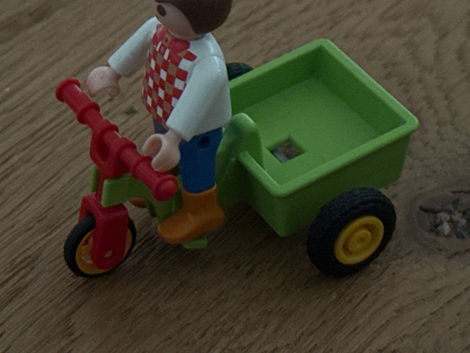 Playmobil figuur met driewieler en aanhanger, Ophalen of Verzenden, Gebruikt, Jongen of Meisje