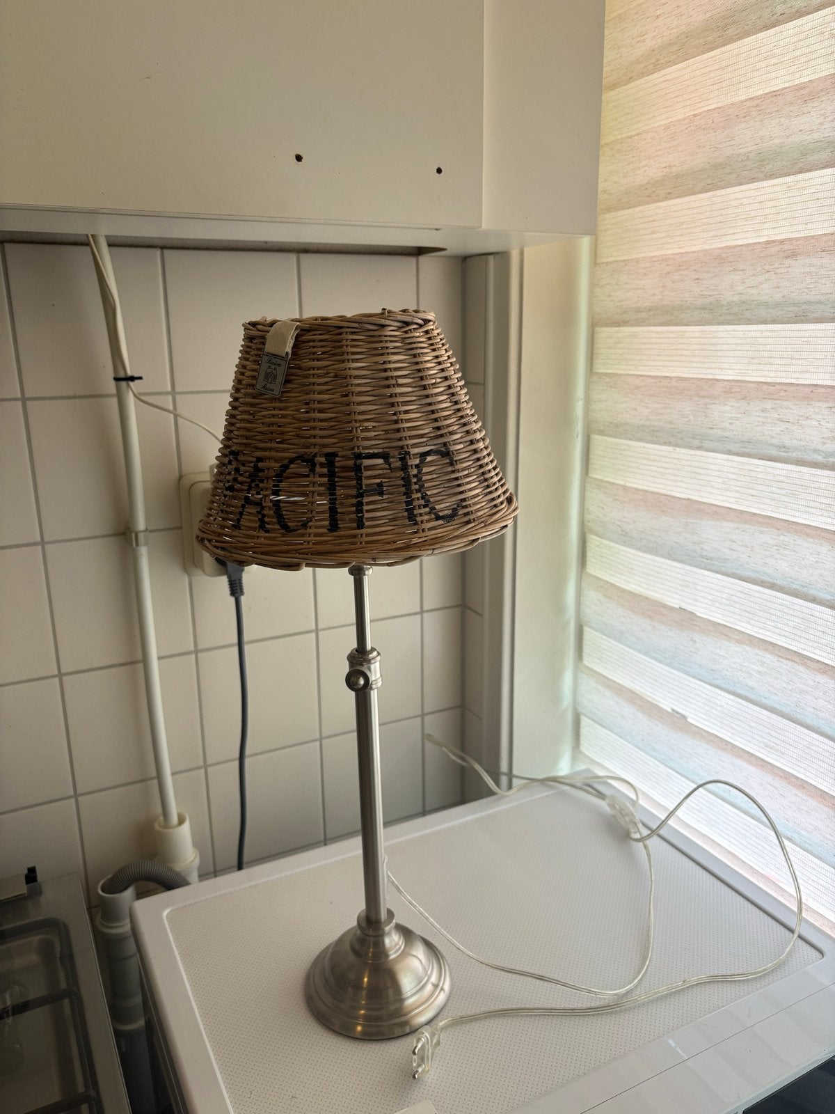 Riviera Maison Tafellamp met rieten kap, Ophalen, Gebruikt, Riviera Maison, Landelijk