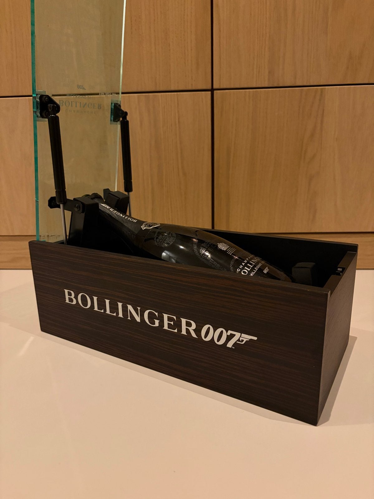 Bollinger 007 James Bond 2011 – originele presentatiebox, Ophalen of Verzenden, Nieuw, Film, Overige typen