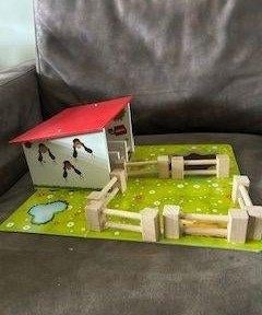 Houten paardenstal, Kinderen en Baby's, Speelgoed | Houten speelgoed, Ophalen, Zo goed als nieuw
