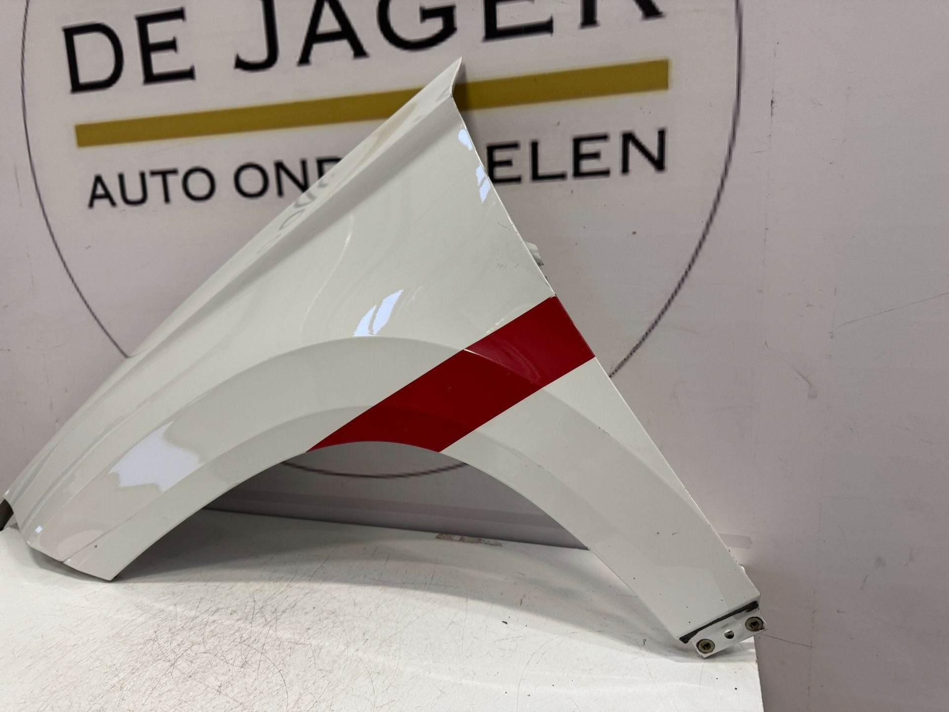 SEAT ATECA 575 VOORSCHERM ZIJSCHERM LINKS VOOR, Gebruikt, Autovia A-2, Km 585 585
08760  Martorell, ES, Voor, Ophalen of Verzenden
