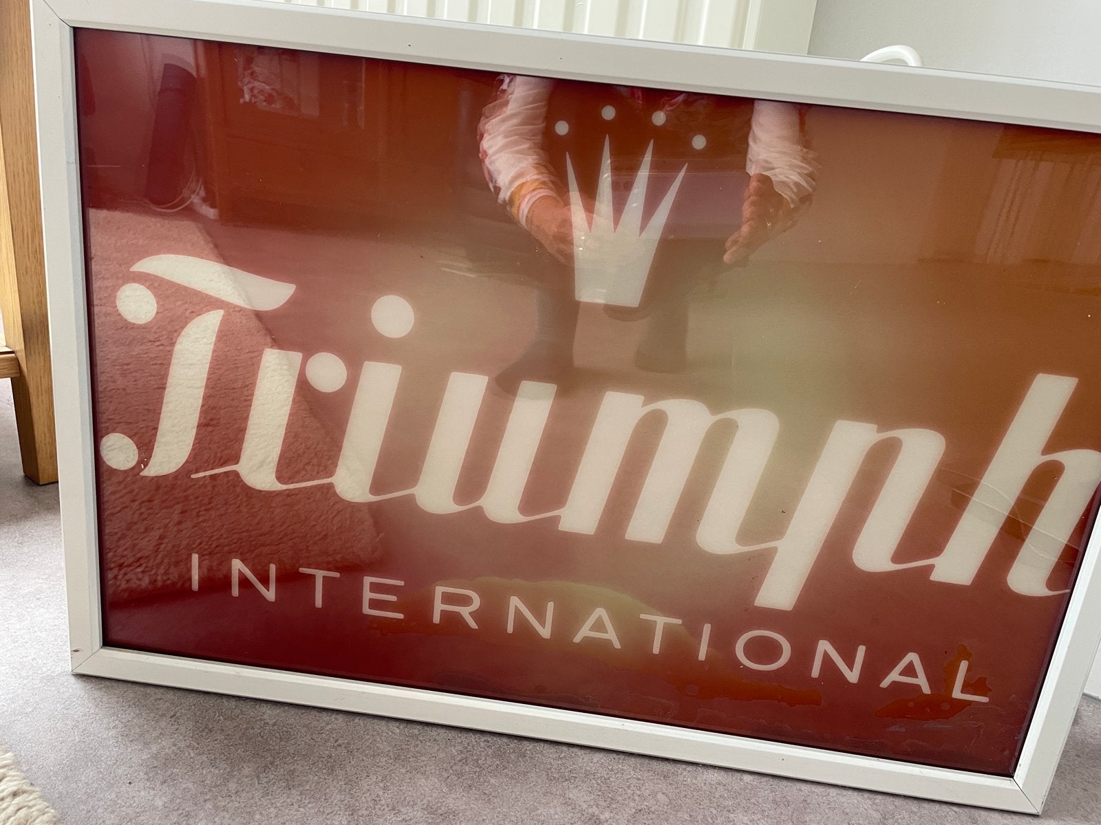 Triumph International Lichtbak - Vintage Reclamebord, Ophalen