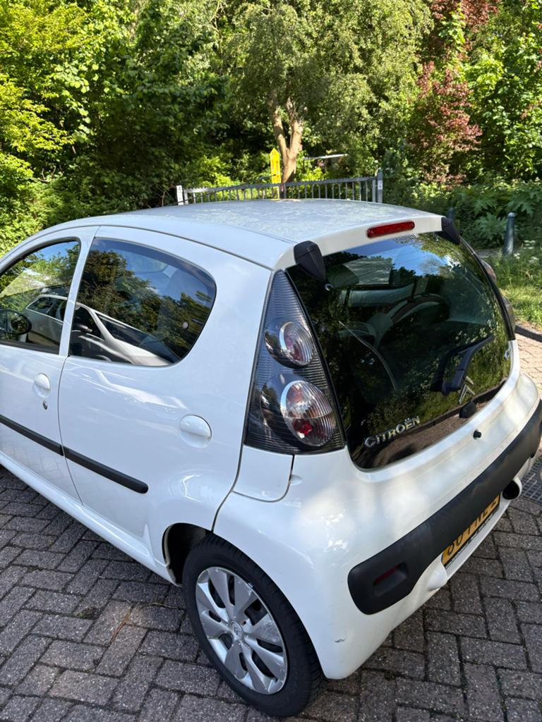 Citroën C1 5D 2011 Wit | NAP | Toerenteller | AIRCO | ISOFIX, Voorwielaandrijving, 4 stoelen, C1, Origineel Nederlands