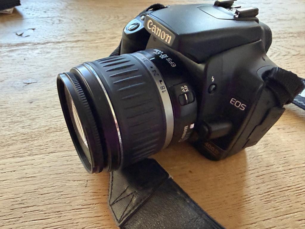Canon EOS 400D Spiegelreflexcamera met EF-S 18-55mm lens, Ophalen of Verzenden, Gebruikt, Standaardlens