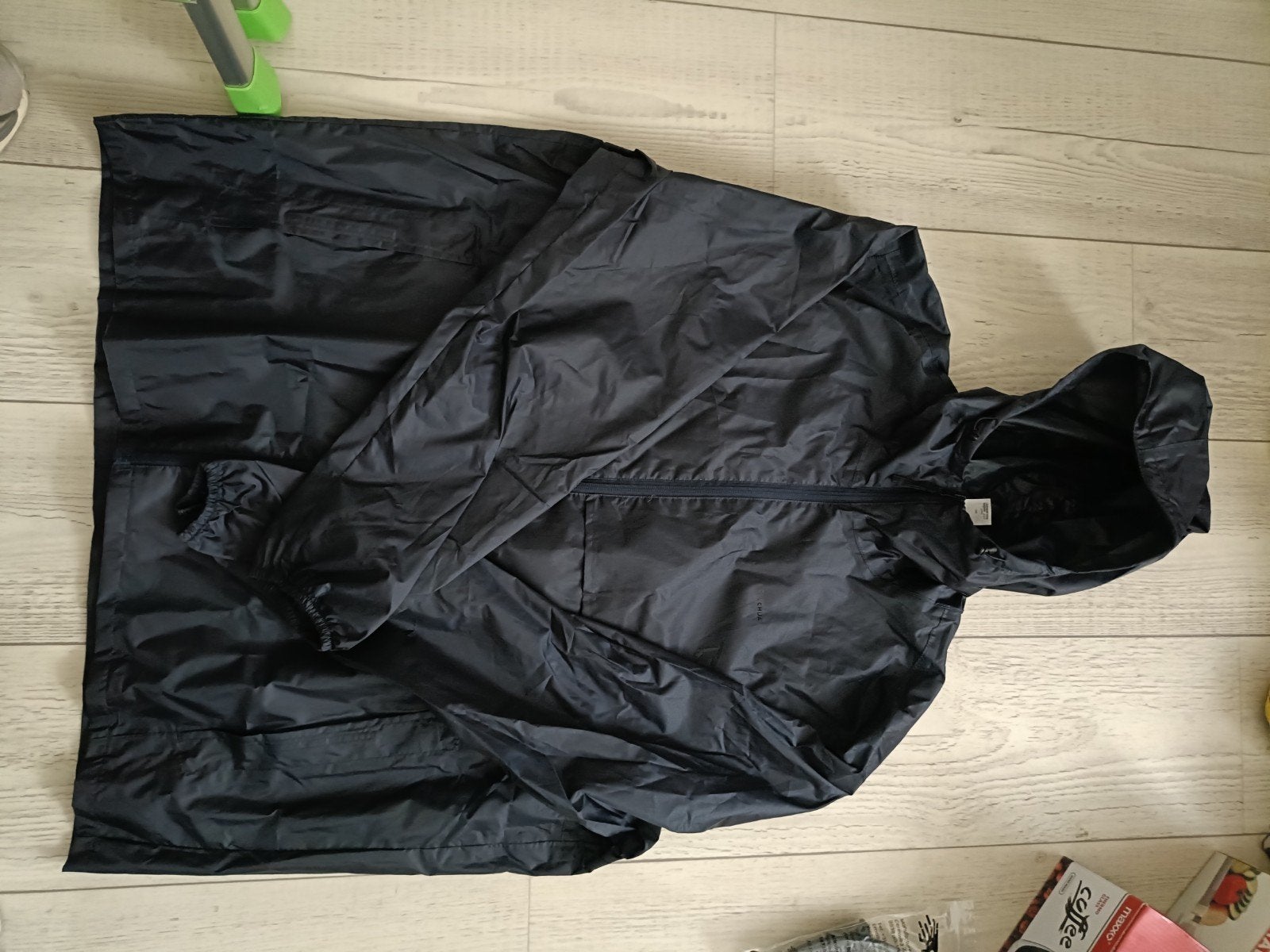 Decathlon Regenjas XXL - Zwart, Zo goed als nieuw, Zwart, Overige maten, Ophalen of Verzenden, Zo goed als nieuw