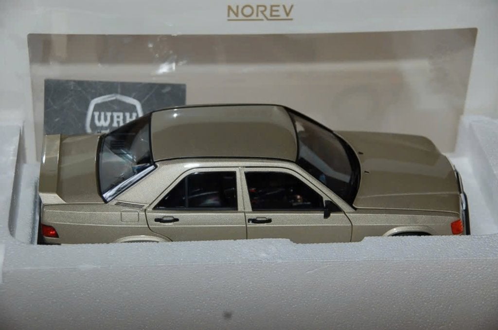1:18 MERCEDES 190 E ruachsilver Norev 183831 inbox WRH, Verzenden, Zo goed als nieuw, Auto, Norev