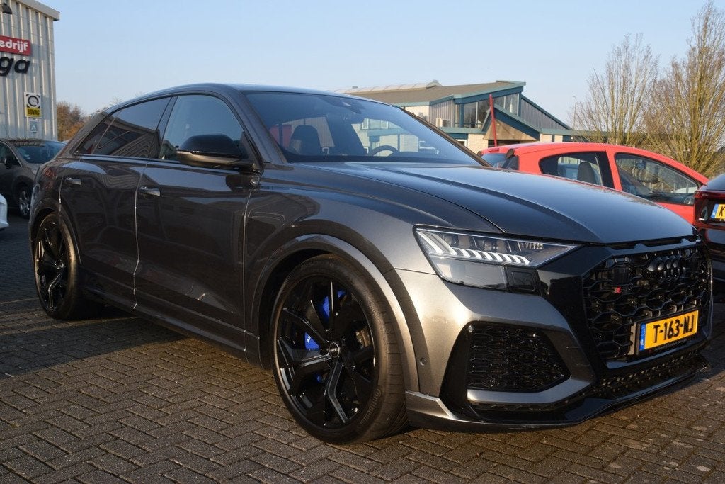 Audi Q8 4.0 TFSI RS Q8 quattro B&O | Keramisch | Pano | Soft, Auto's, Audi, Automaat, Adaptive Cruise Control, Gebruikt, Met garantie (alle)