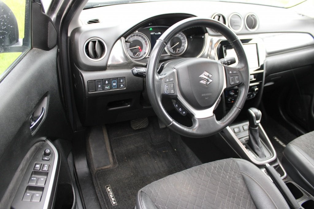 Suzuki Vitara 1.5 Hybrid Style Automaat | Panoramdak | Half, Auto's, Gebruikt, Zwart, 4 cilinders, 102 pk