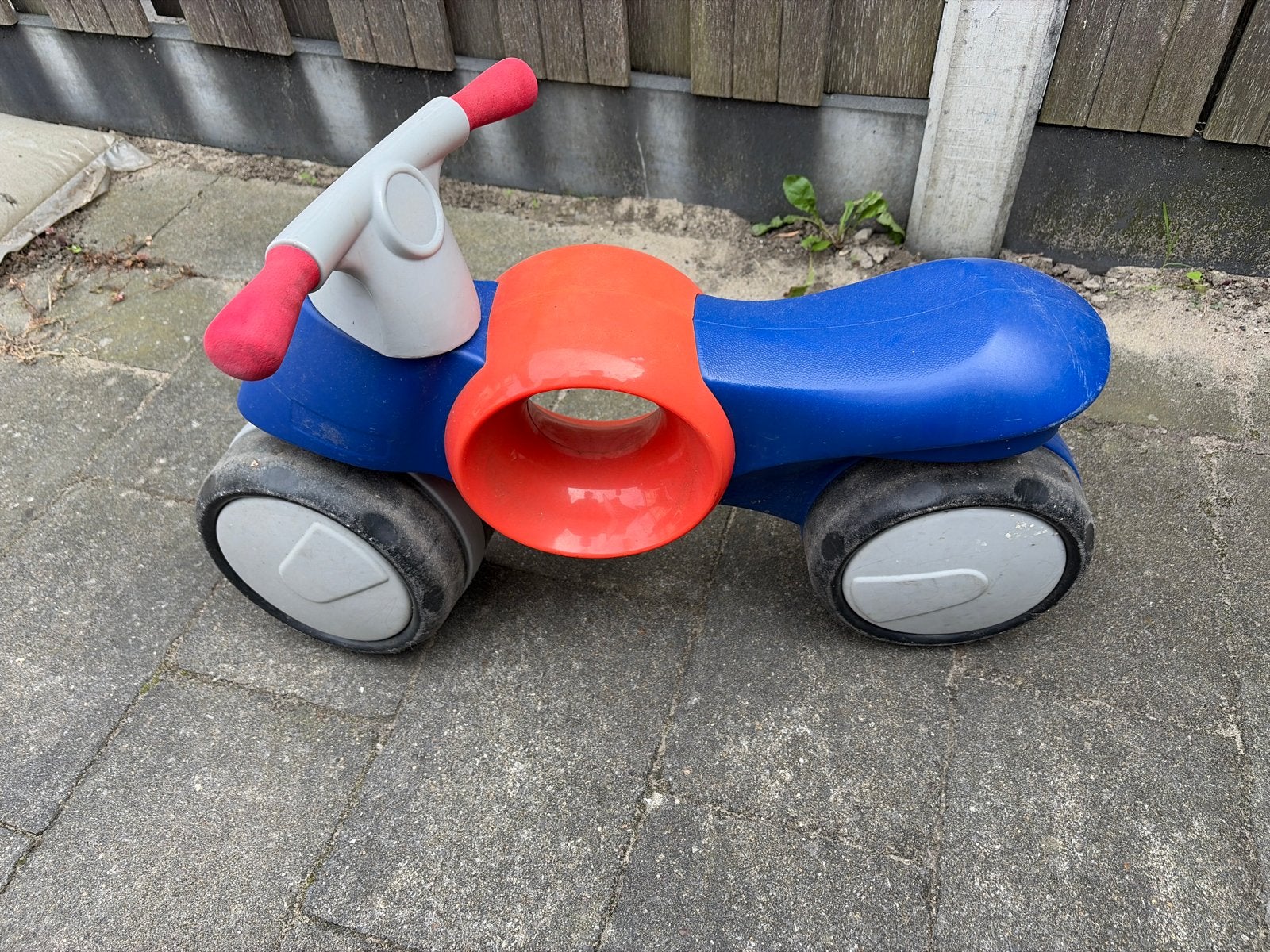 Loopmotor blauw/rood - Ideaal voor de kleintjes!, Ophalen, Gebruikt, Loopfiets