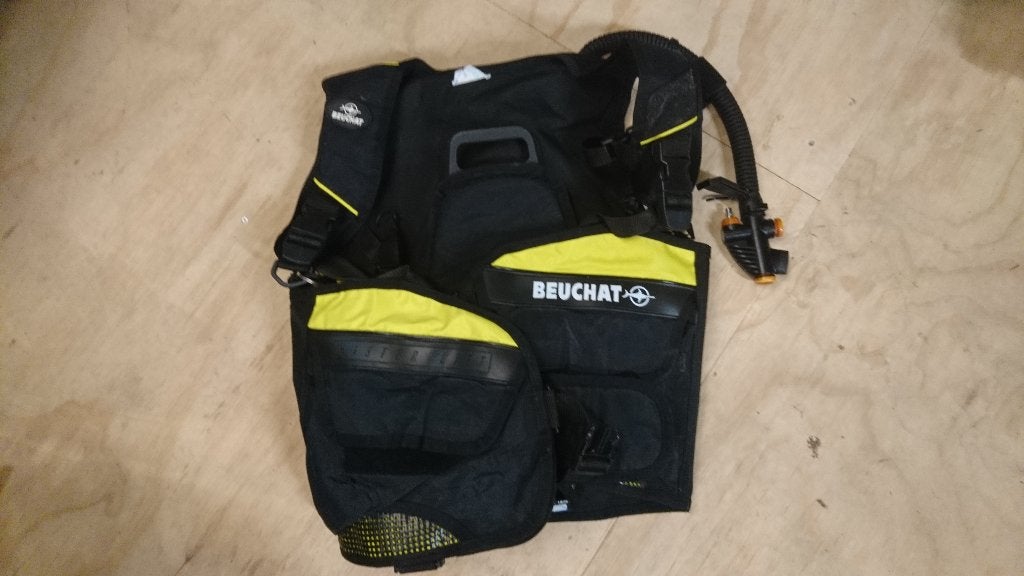 Duikvest maat L  en flippers, Ophalen, Gebruikt, Trimvest of Wing
