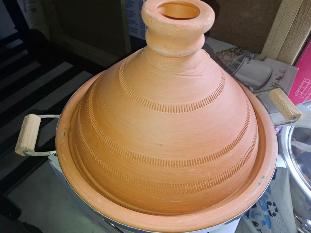 Nieuwe Tajine, Ophalen of Verzenden