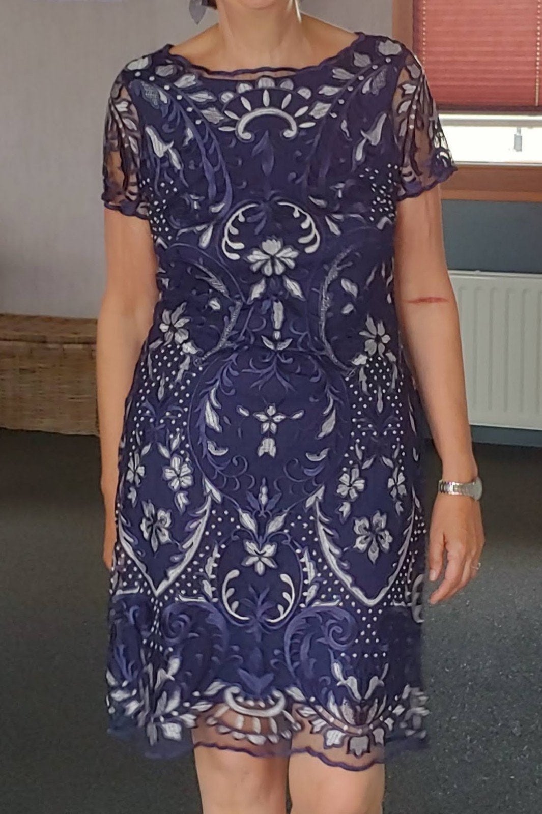 Phase Eight maat 42 blauwe/ecru jurk met ecru jasje maat 42, Kleding | Dames, Gelegenheidskleding, Galajurk, Blauw, Maat 42/44 (L)