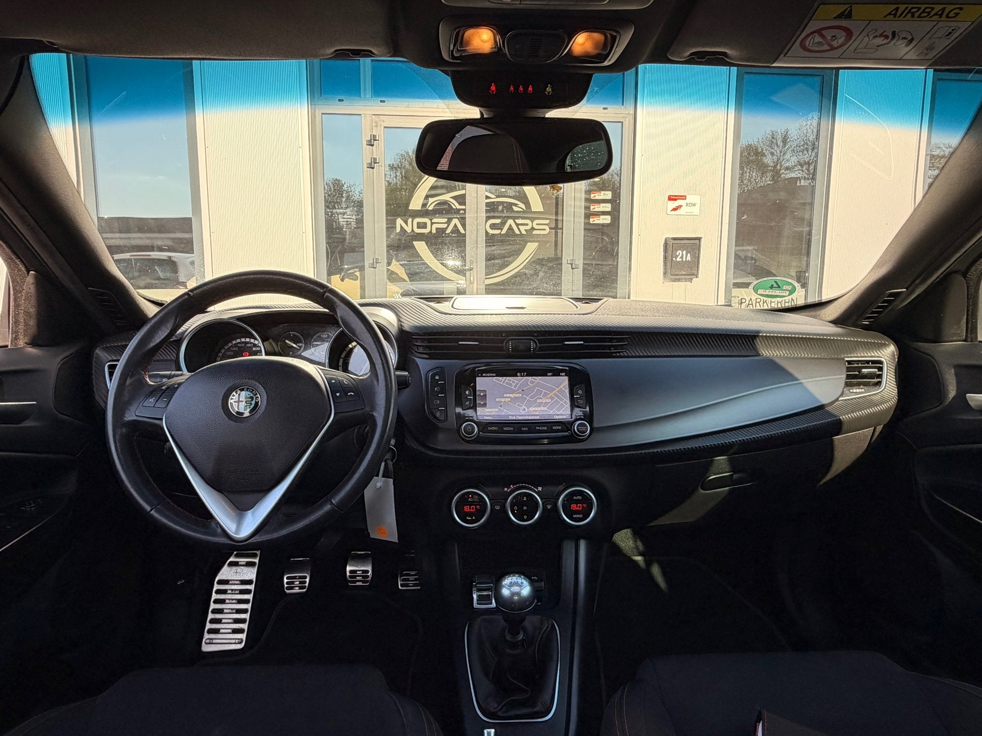 Alfa Romeo Giulietta 1.4 T Sprint|Pano|Navi|Nap, Auto's, Voorwielaandrijving, Gebruikt, 4 cilinders, Origineel Nederlands