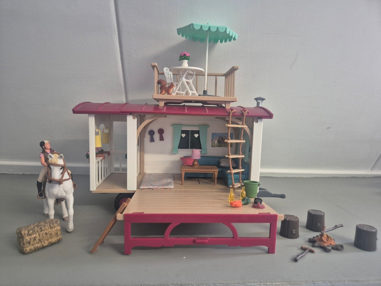 Schleich Woonwagen met paard en ruiter nummer 42415., Kinderen en Baby's, Speelgoed | Overig, Zo goed als nieuw, Meisje, Ophalen of Verzenden