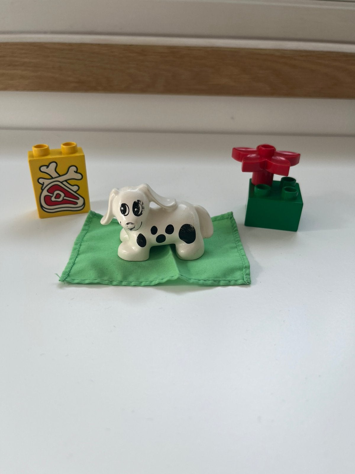 LEGO Duplo 2751 hond met deken, Gebruikt, Ophalen of Verzenden, Duplo, Complete set