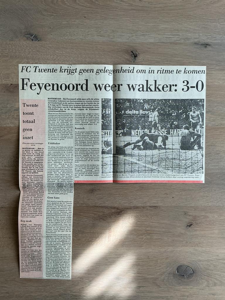 Voetbal krantenartikel Feyenoord FC Twente maart 1976, Ophalen of Verzenden, Knipsel(s)