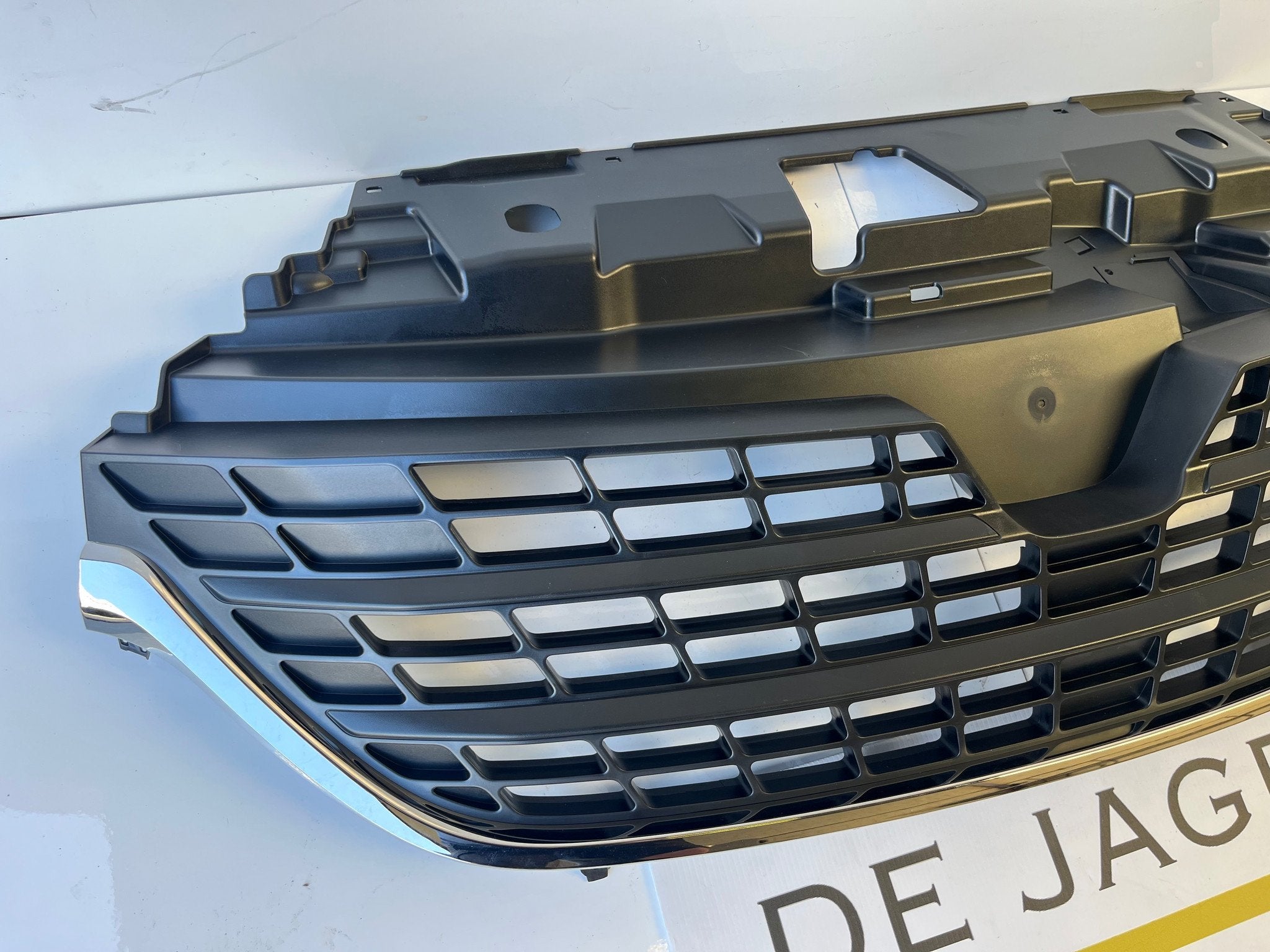RENAULT TRAFIC III 3 FACELIFT GRIL GRILLE 623105226R, Renault Group, Gebruikt, Contact.group@renault.com, Ophalen of Verzenden