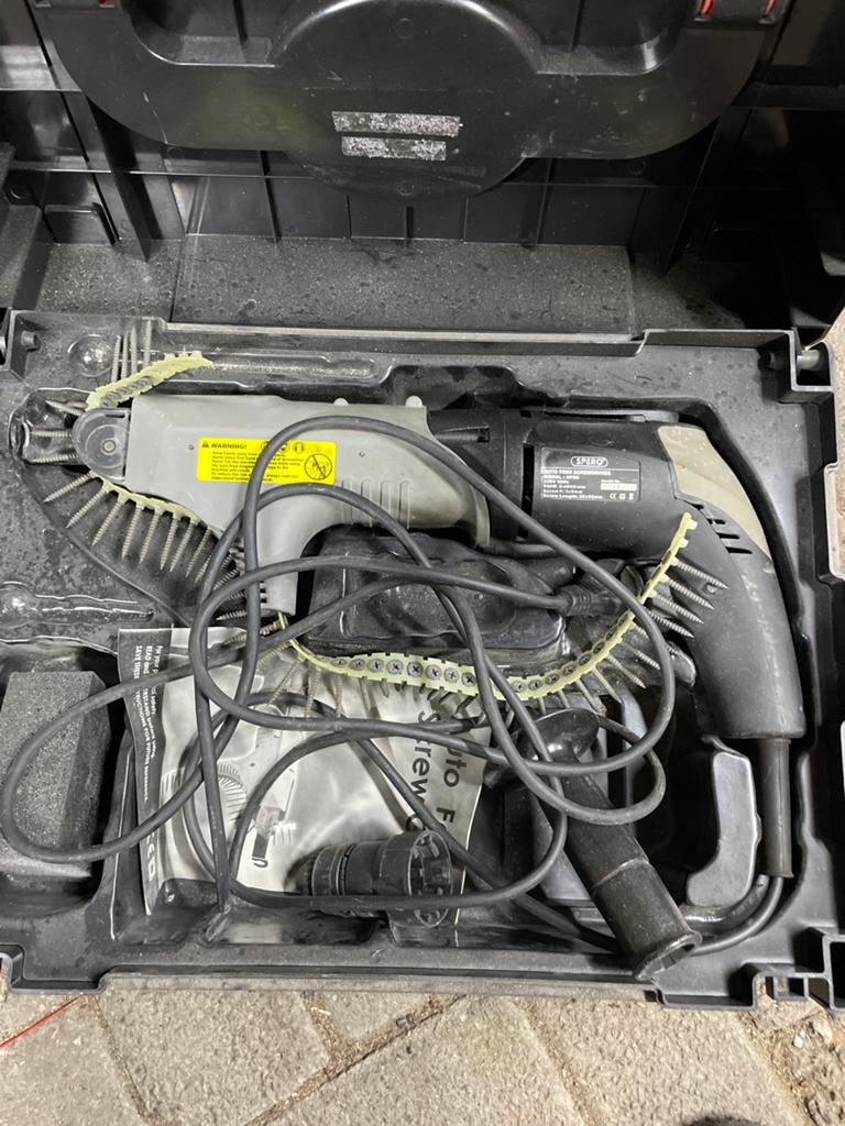 Gebruikte schroefmachine met magazijn, Ophalen, Gebruikt, Minder dan 400 watt, Boor- en Schroefmachine