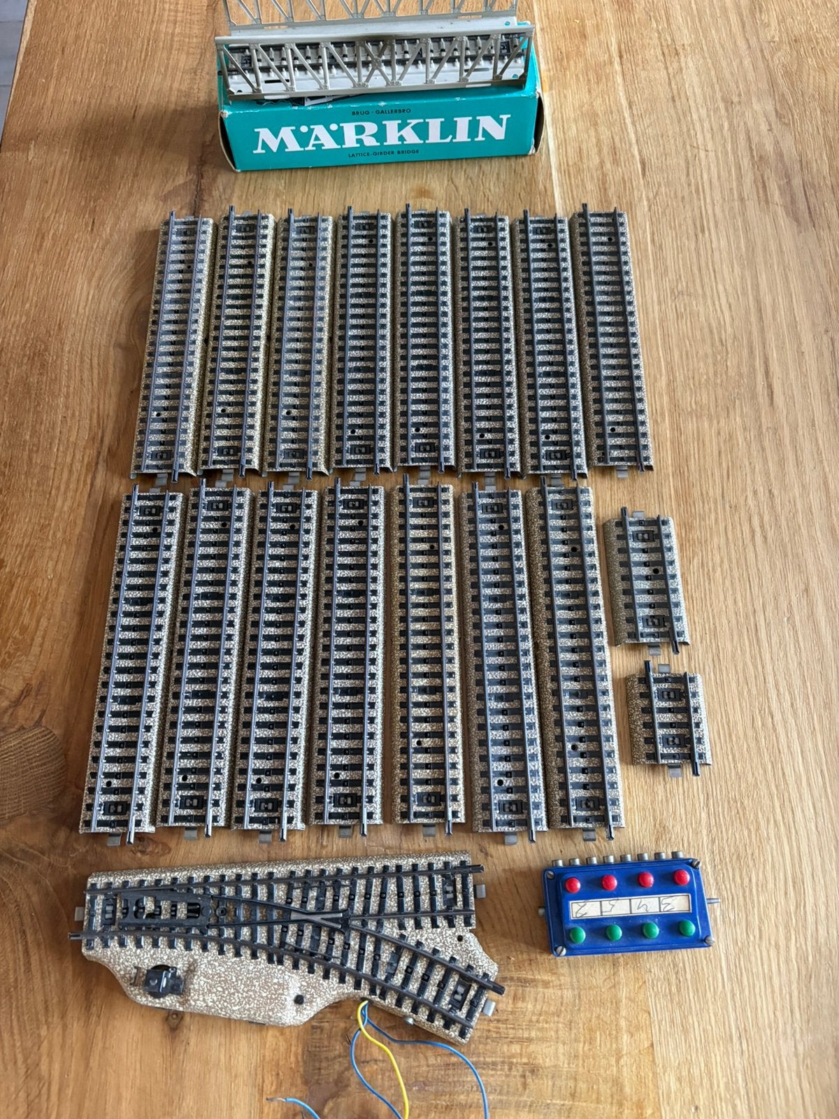 Märklin H0 M-rails 7162 5106 5119 7072, Hobby en Vrije tijd, Modeltreinen | H0, Wisselstroom, Rails, Ophalen of Verzenden, Zo goed als nieuw