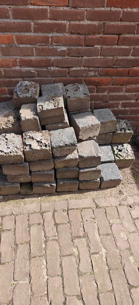 78 gebruikte klinkers, gratis af te halen, Tuin en Terras, Tegels en Klinkers, Gebruikt, Klinkers, Beton, Ophalen