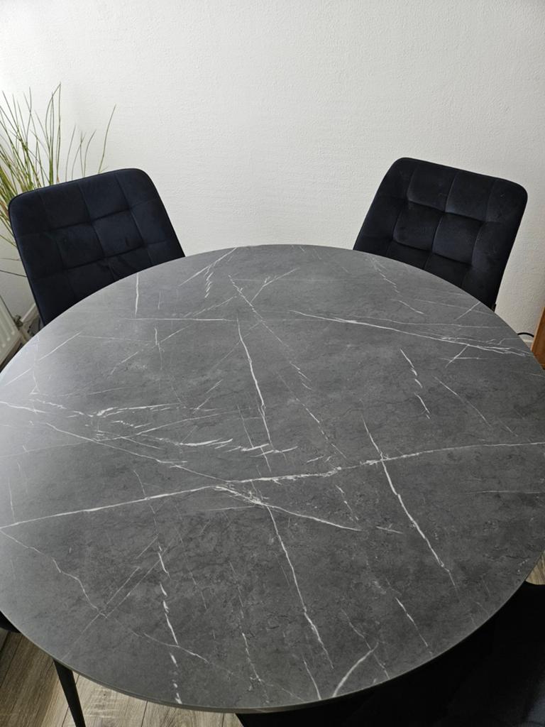 Ikea ronde zwarte eettafel, Huis en Inrichting, Tafels | Eettafels, Ophalen, Gebruikt, Rond
