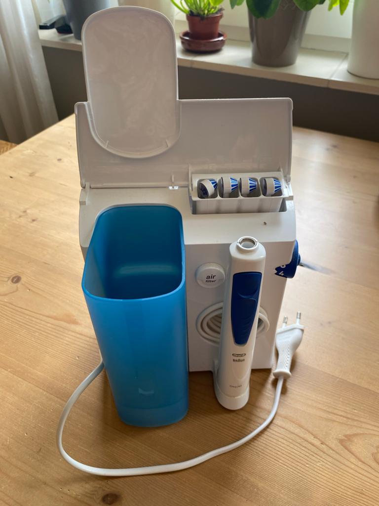 Oral-B Monddouche / flossapparaat, Verzenden, Gebruikt, Mondverzorging