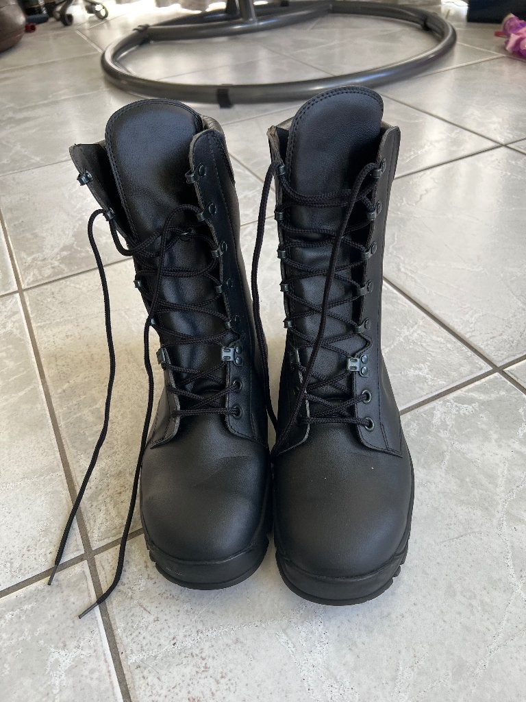 Nieuw paar Neskrid Model 18 Combat boots maat 44M, Ophalen of Verzenden, Nieuw, Schoenen