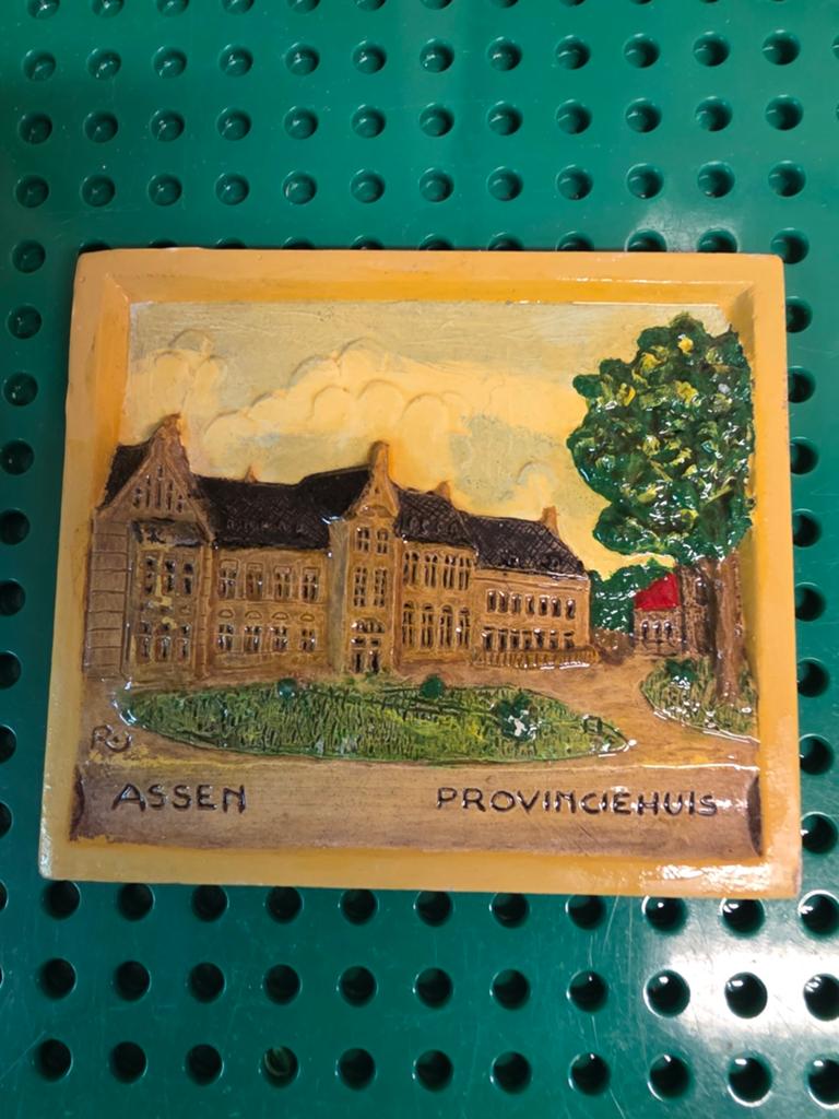 Assen Provinciehuis., Antiek en Kunst, Antiek | Wandborden en Tegels, Ophalen of Verzenden