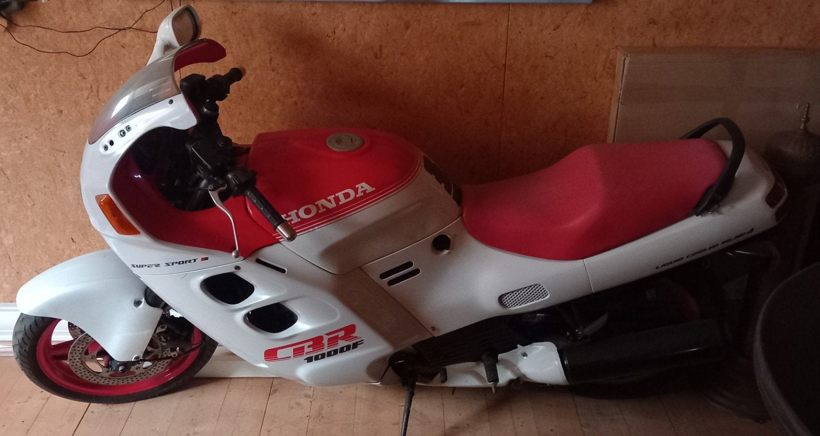 Honda Cbr 1000F  loop of sloop, Motoren, Bedrijf