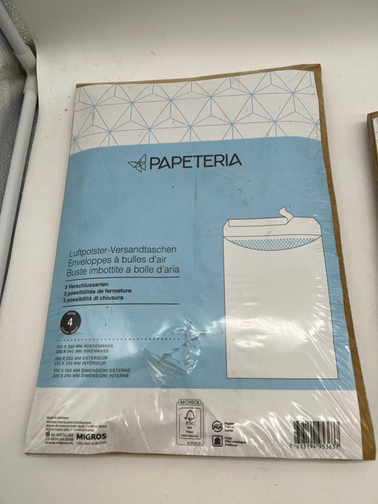 Partij luchtbubbel enveloppen 3/4/5 pack.  0,75 cent, Ophalen of Verzenden, Envelop