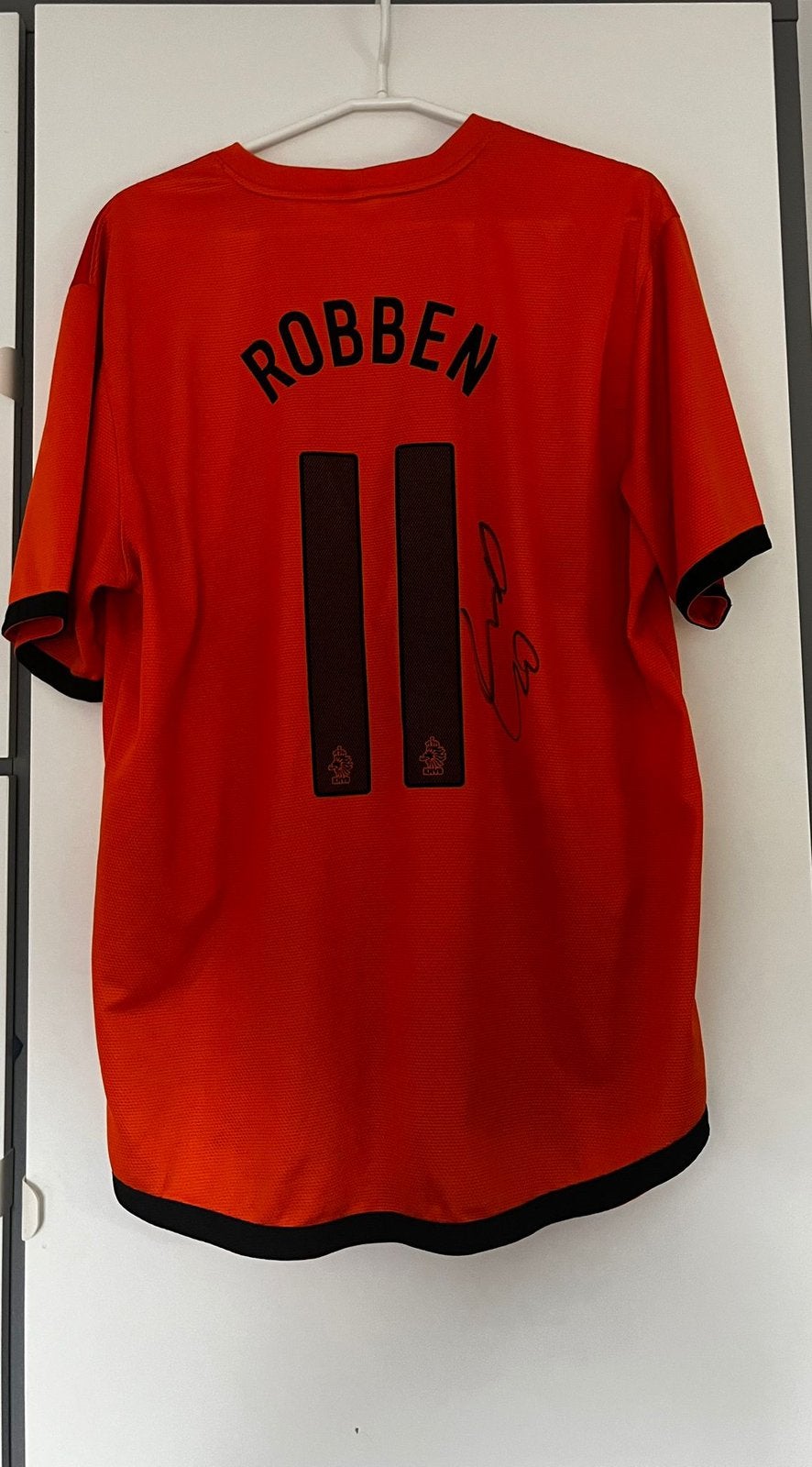 Arjen Robben gesigneerd NL elftal 2012-2013 thuisshirt (XL), Ophalen of Verzenden, Zo goed als nieuw, Overige binnenlandse clubs